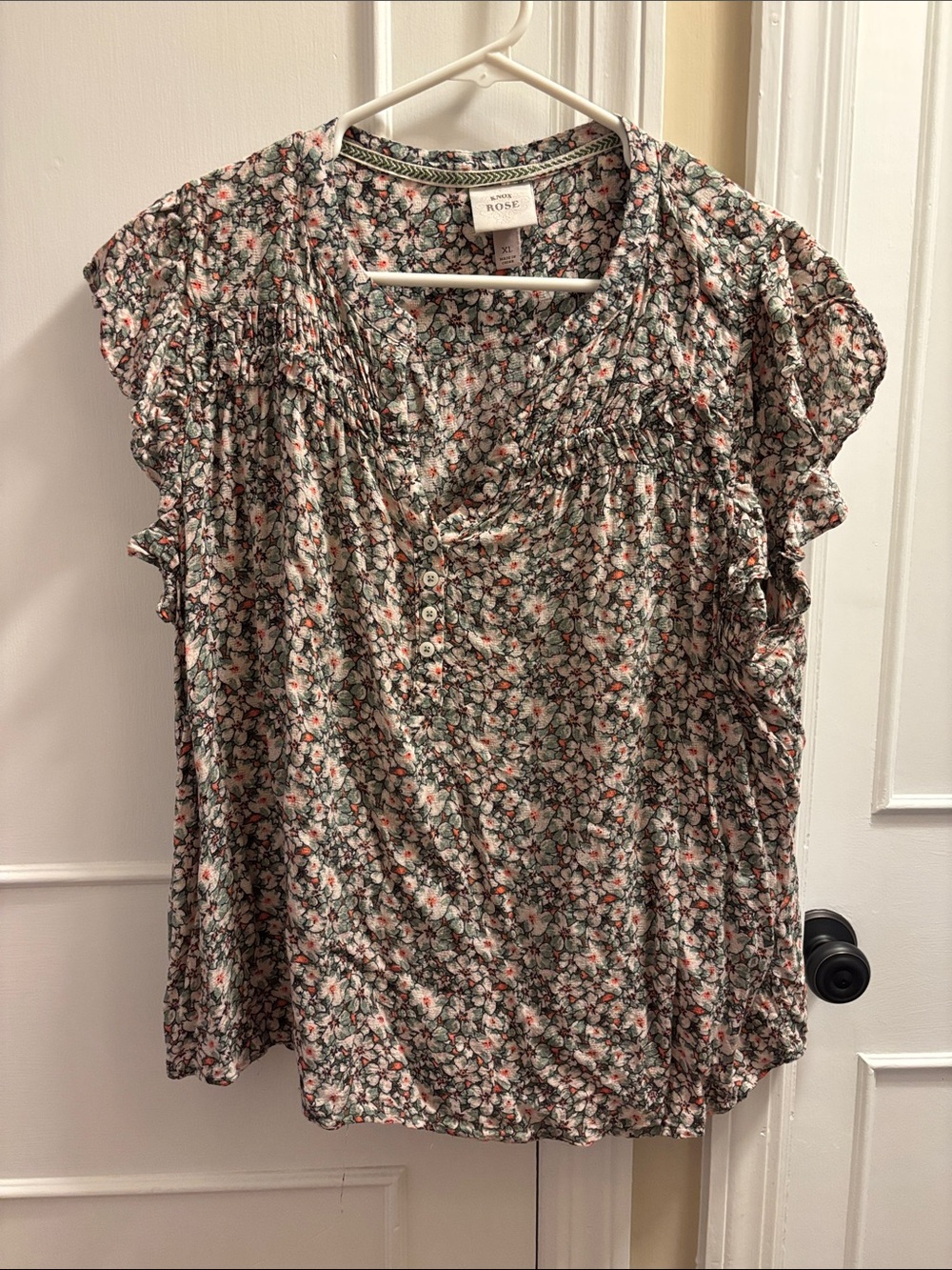 Knox Rose Floral Button-Up Cap Sleeve Blouse in Green, Peach and Tan
